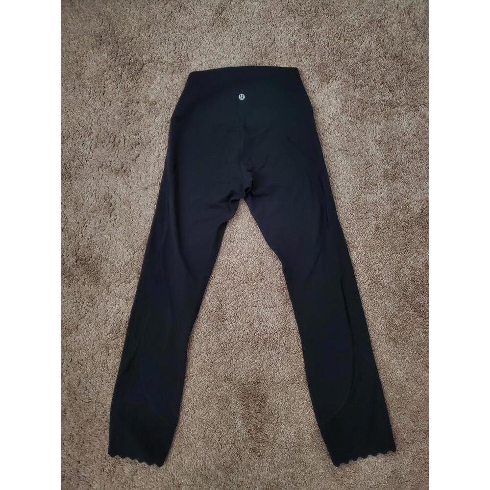 Lululemon Align Scalloped Hem High-Rise Crop 22.5in size 4 Black Leggings